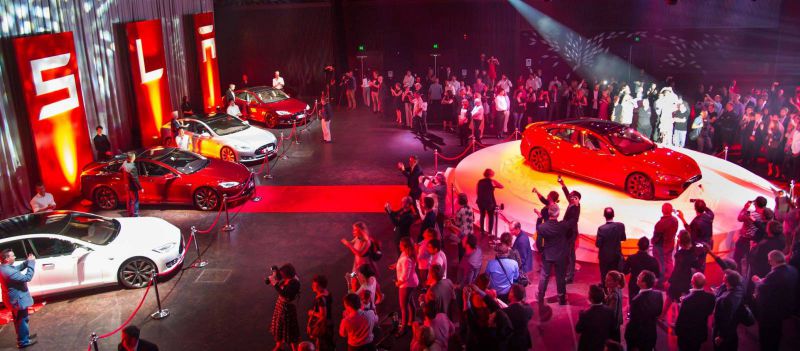 Tesla se rozšiřuje do Austrálie – první Model S už čeká na svého majitele