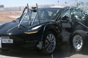 Nejbezpečnější automobil všech dob? Podle nejnovějších testů Tesla Model 3!