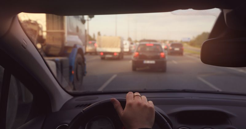 Nehlučné elektromobily snižují u řidičů míru stresu 